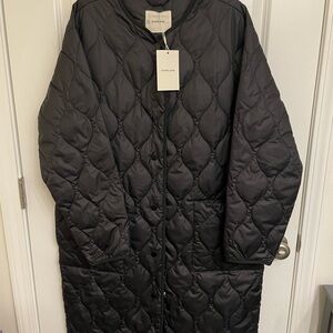 Everlane Charcoal Quilted Puffer Jacket